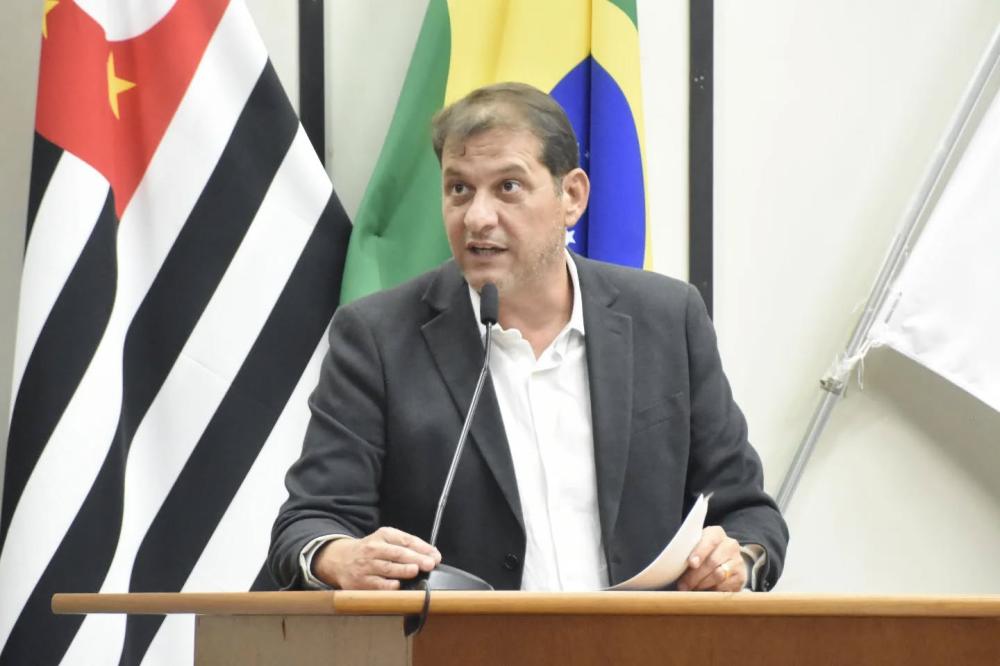 CÂMARA APROVA PROJETO DE RANGEL QUE CRIA CAMPANHA “EU FREIO PARA ANIMAIS”
