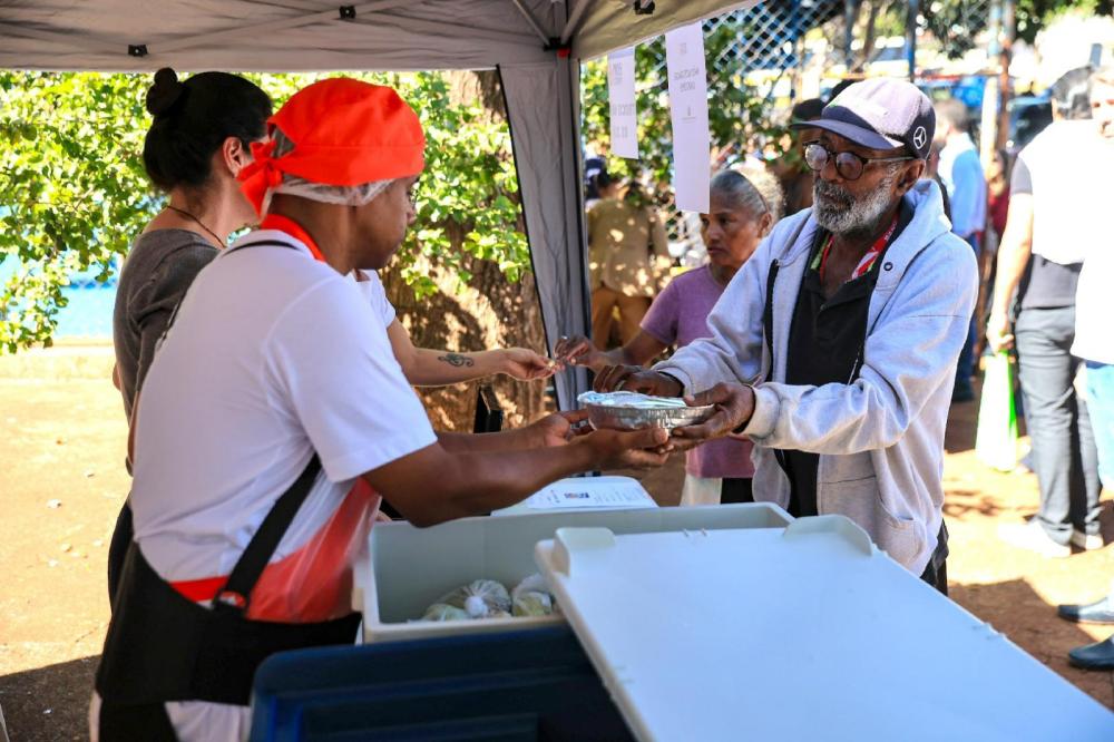ALMOÇO POR R$ 1: BOM PRATO MÓVEL MUDA DE ENDEREÇO EM RIBEIRÃO PRETO E PASSA A ATENDER NO JARDIM AEROPORTO