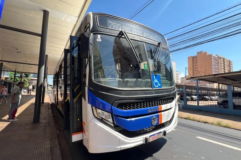Mudança em linhas de ônibus gera alerta entre usuários e levanta debate sobre eficiência do transporte em Ribeirão