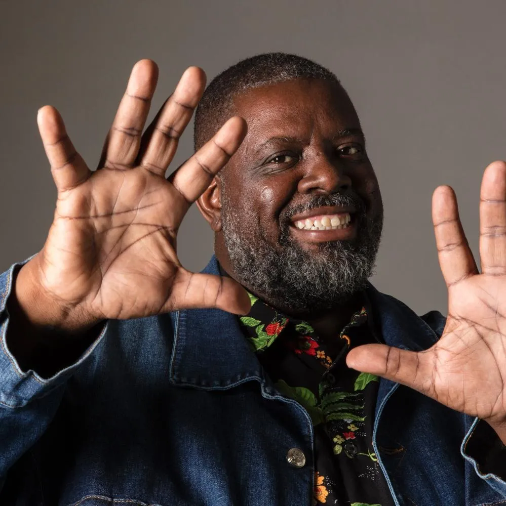PÉRICLES E ORQUESTRA SINFÔNICA PROMETEM LOTAR PARQUE RAYA EM SHOW GRATUITO EM RIBEIRÃO PRETO