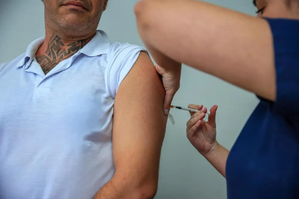 GRIPE DISPARA EM RIBEIRÃO PRETO, SUPERA COVID E PRESSIONA HOSPITAIS COM ALTA DE INTERNAÇÕES