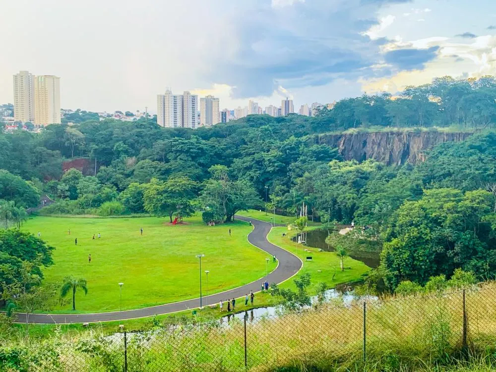 PARQUE CURUPIRA SERÁ FECHADO TEMPORARIAMENTE PARA RESGATE DE AVE FERIDA EM RIBEIRÃO PRETO