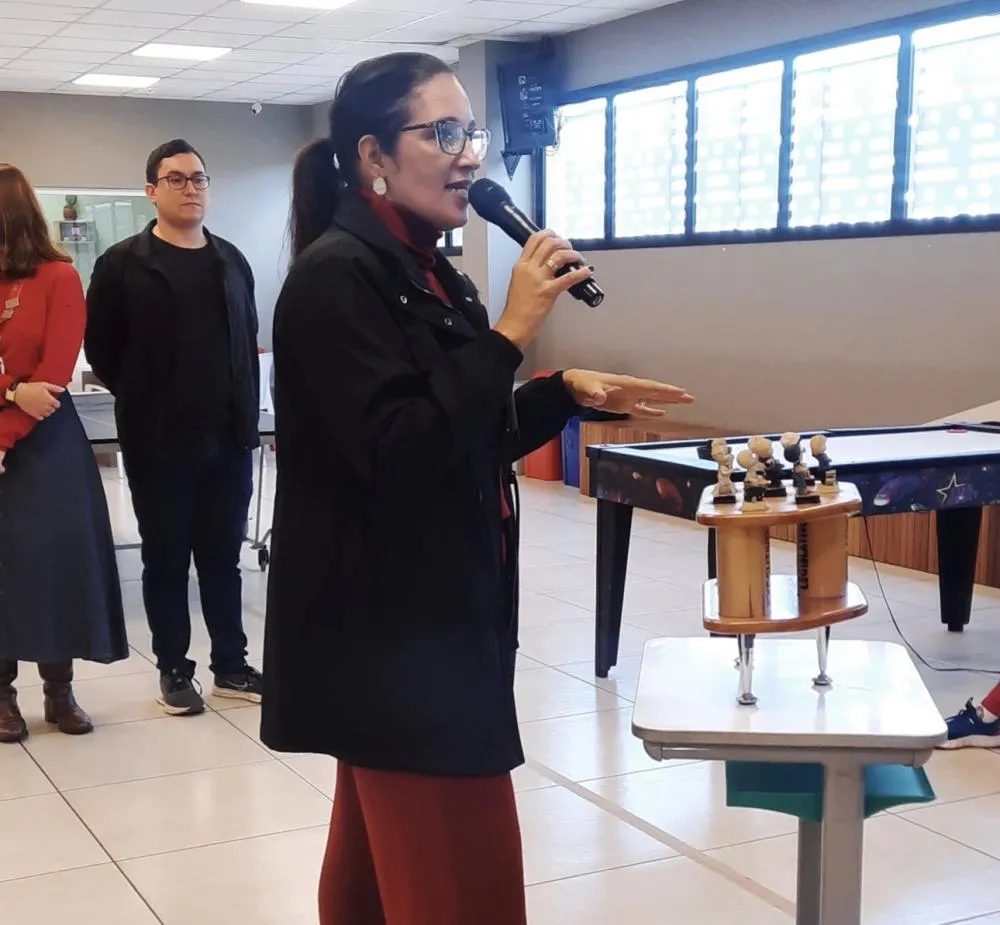 PROJETO LEVA CONHECIMENTO SOBRE OS TRÊS PODERES A ESTUDANTES DE RIBEIRÃO PRETO