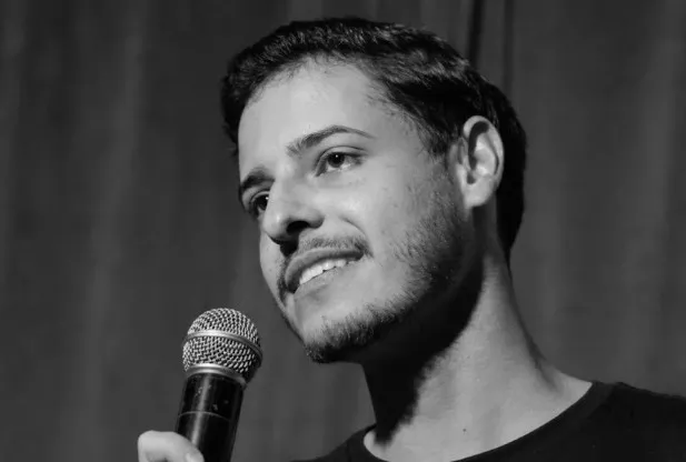Ribeirão Preto vai rir alto: comediante viral traz show “Cê Gosta de Bacate?” ao Teatro Municipal