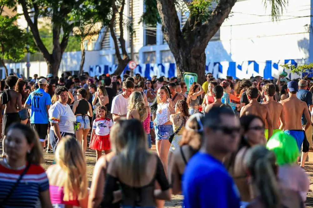 Carnaval de Ribeirão explode público, passa de 120 mil pessoas e entra para a história