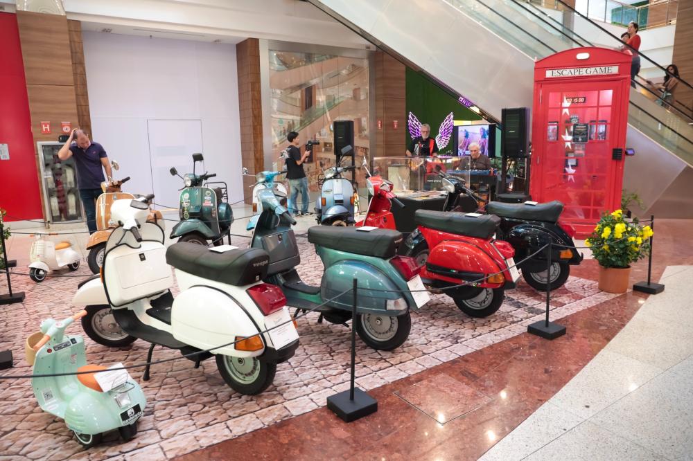 80 ANOS SOBRE DUAS RODAS: EXPOSIÇÃO GRATUITA REÚNE VESPAS HISTÓRICAS EM RIBEIRÃO PRETO