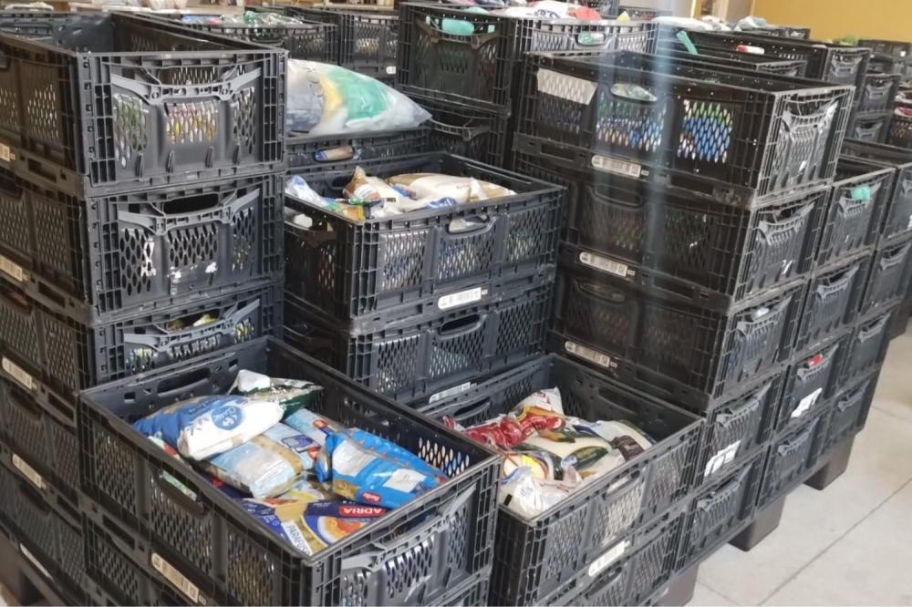 MIRAGE CIRCUS ARRECADA CINCO TONELADAS DE ALIMENTOS PARA FAMÍLIAS DE RIBEIRÃO PRETO