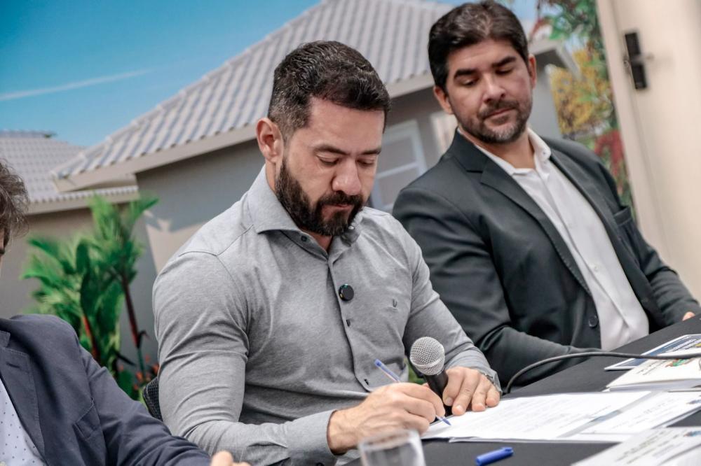 RIBEIRÃO PRETO DECRETA LUTO DE TRÊS DIAS POR MARCELO GASPARINI