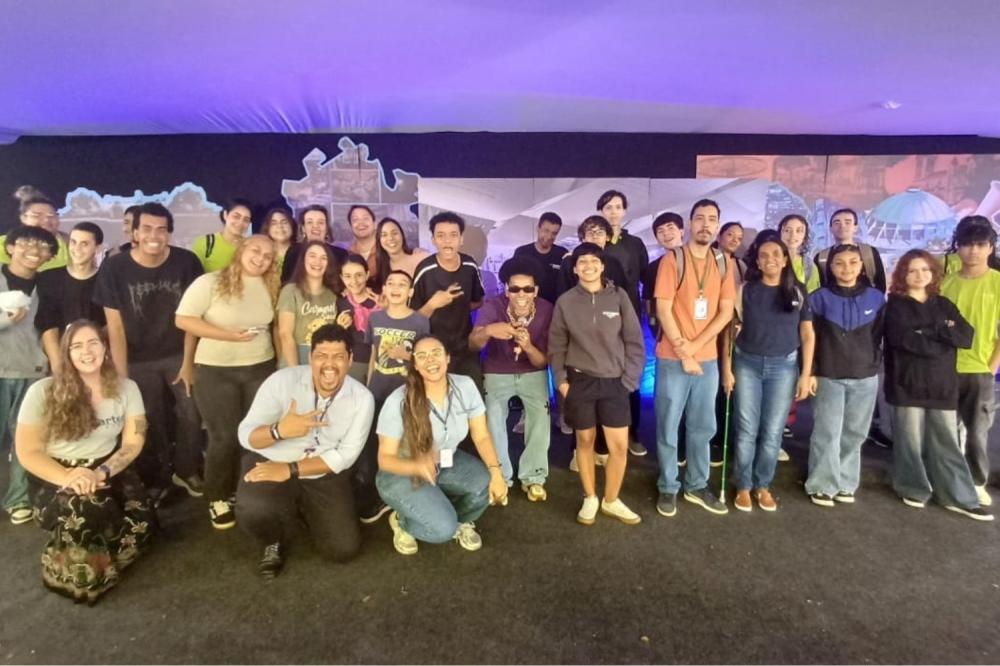 FEIRA DO LIVRO APRESENTA CAMINHOS PARA JOVENS ENTRAREM NO MERCADO DE TRABALHO