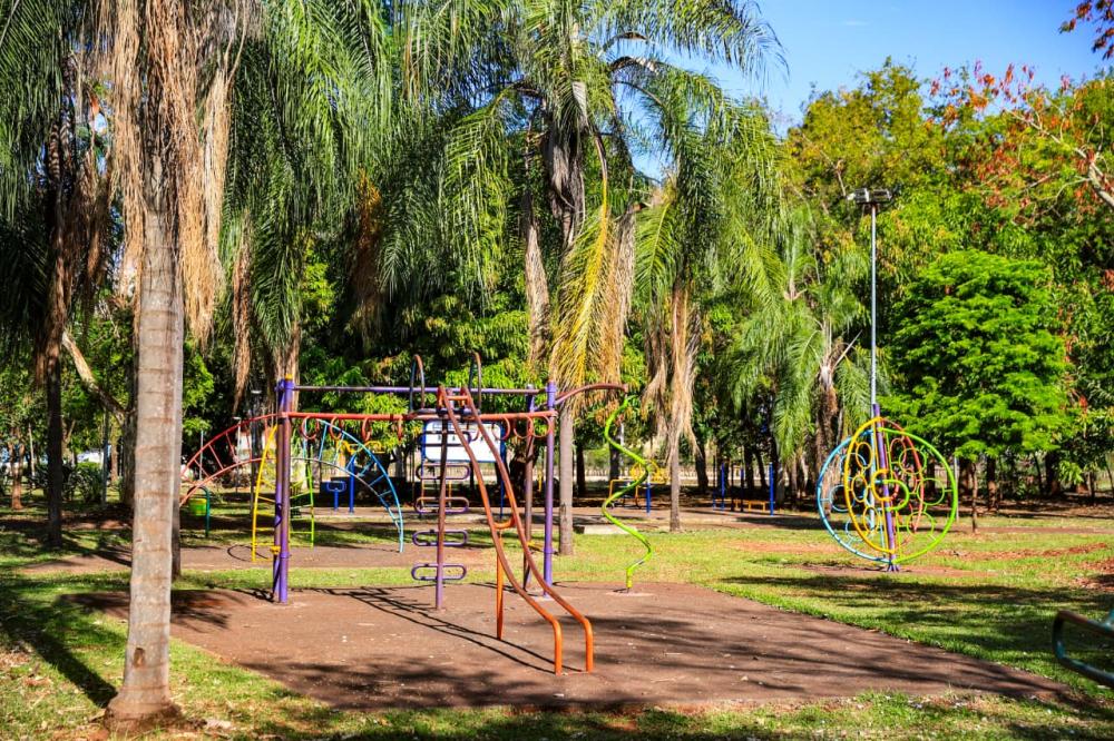 43 DIAS DEPOIS DO VENDAVAL, DOIS PARQUES REABREM MAS ZOOLÓGICO SEGUE FECHADO