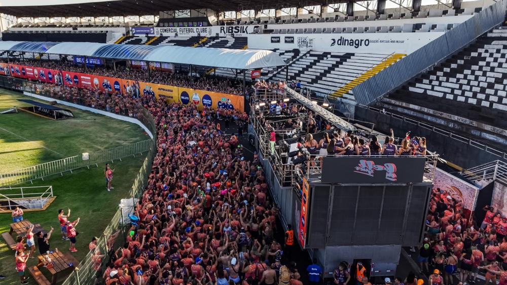 RP FOLIA PREPARA ESTRUTURA ESPECIAL PARA RECEBER MAIS DE 7 MIL FOLIÕES EM RIBEIRÃO PRETO