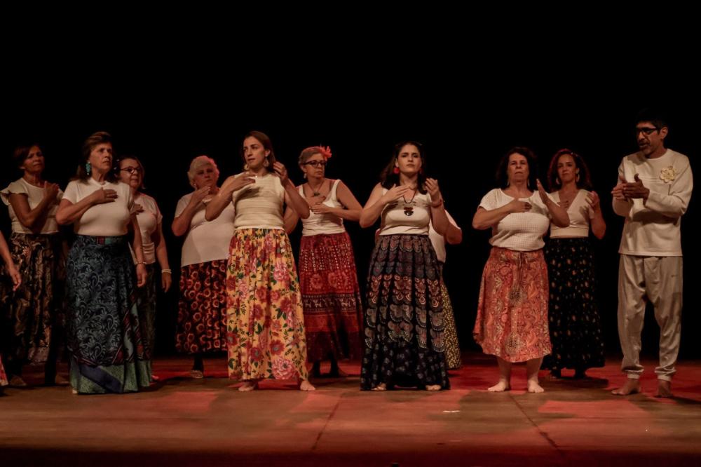 SHOPPING RECEBE APRESENTAÇÃO GRATUITA COM MÚSICA E DANÇA NESTE DOMINGO