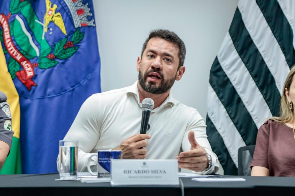 “SANTINHO NO CHÃO, NÃO!”: RIBEIRÃO TERÁ FISCALIZAÇÃO CONTRA DERRAME DE PROPAGANDA NAS ELEIÇÕES